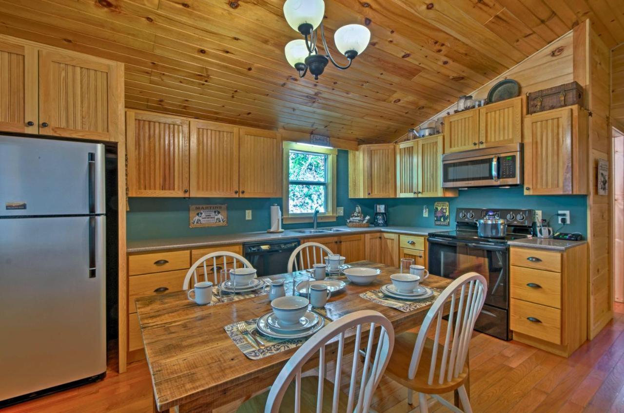 Bryson City Cabin With Fire Pit On Coopers Creek! Dış mekan fotoğraf
